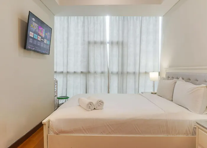 Nice And Warm 2Br Apartment Casa Grande Residence By Travelio